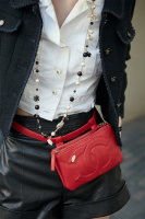 Белая блузка Chanel