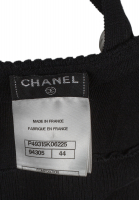 Черный сарафан Chanel с жемчужными пуговицами