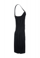 Черный сарафан Chanel с жемчужными пуговицами