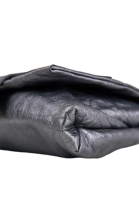 Серебристый клатч Alexander McQueen с перчаткой