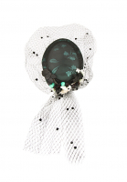 Шляпка с вуалью и цветами