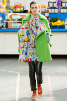 Зеленое шерстяное пальто Chanel