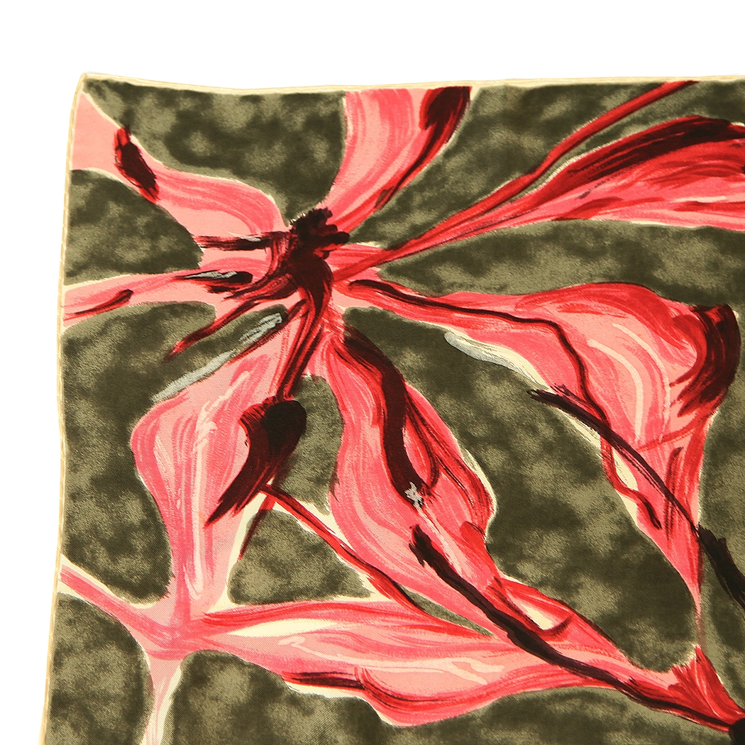 Платок Nina Ricci с бабочкой