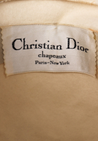 Пушистая шляпа Christian Dior с кристаллами