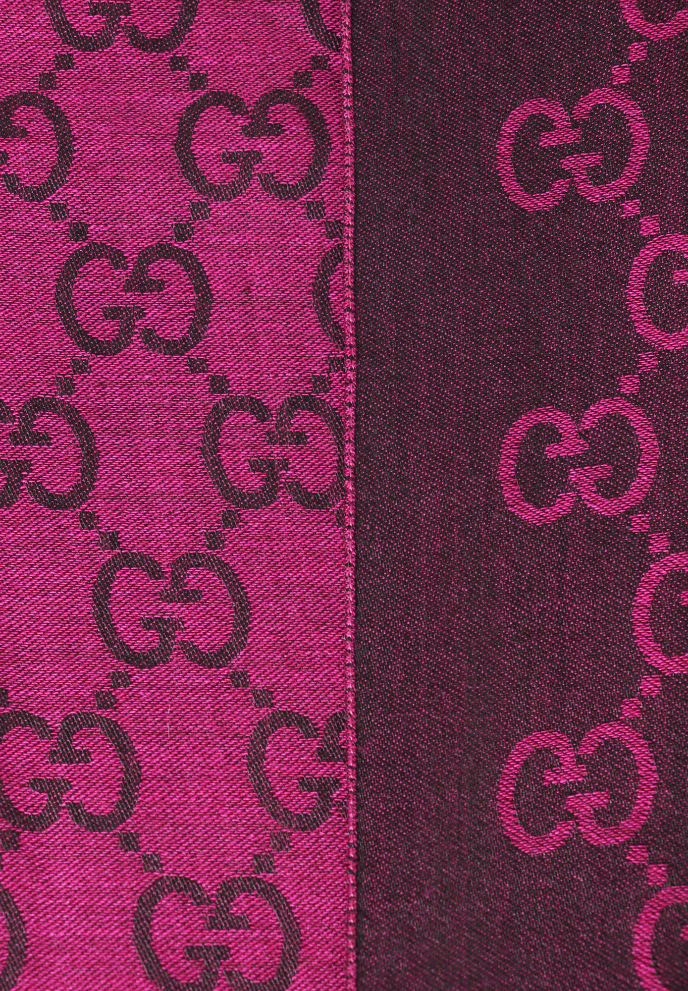 Шаль Gucci с монограммами и бахромой