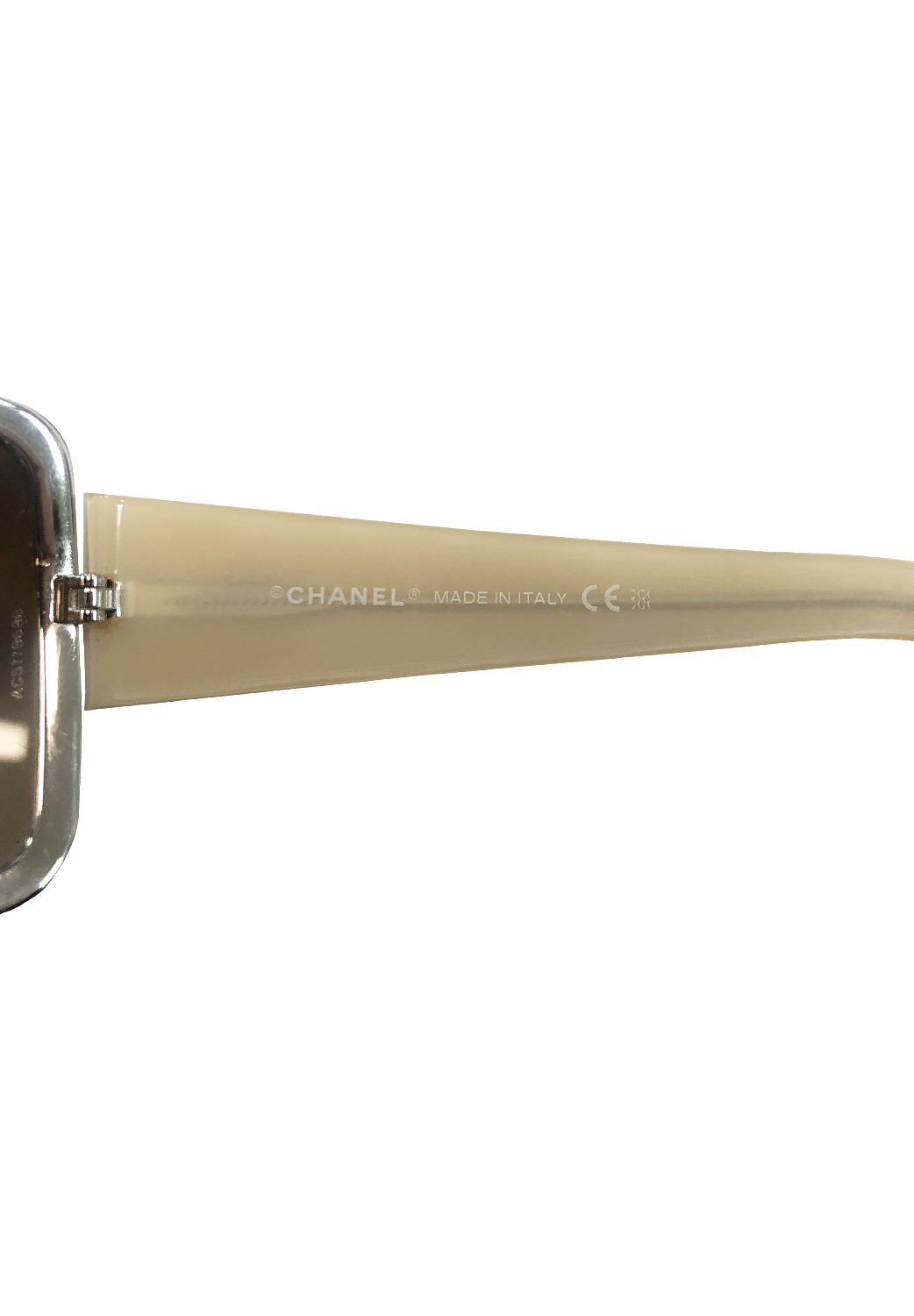 Солнцезащитные очки Chanel