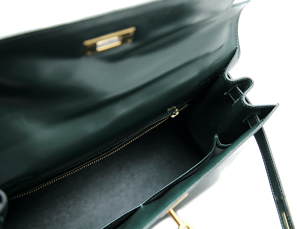 Зеленая сумка Hermès Kelly 28 в коже Box