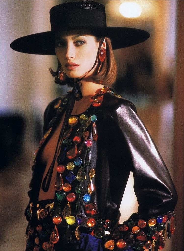 Кожаный жакет Yves Saint Laurent с кристаллами