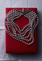 Колье Valentino с кристаллами