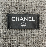 Серое пальто Chanel