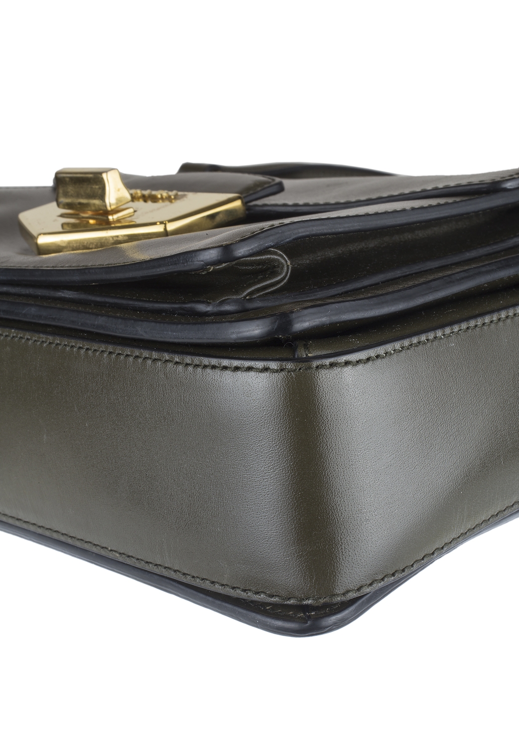 Темно-зеленая сумка Prada