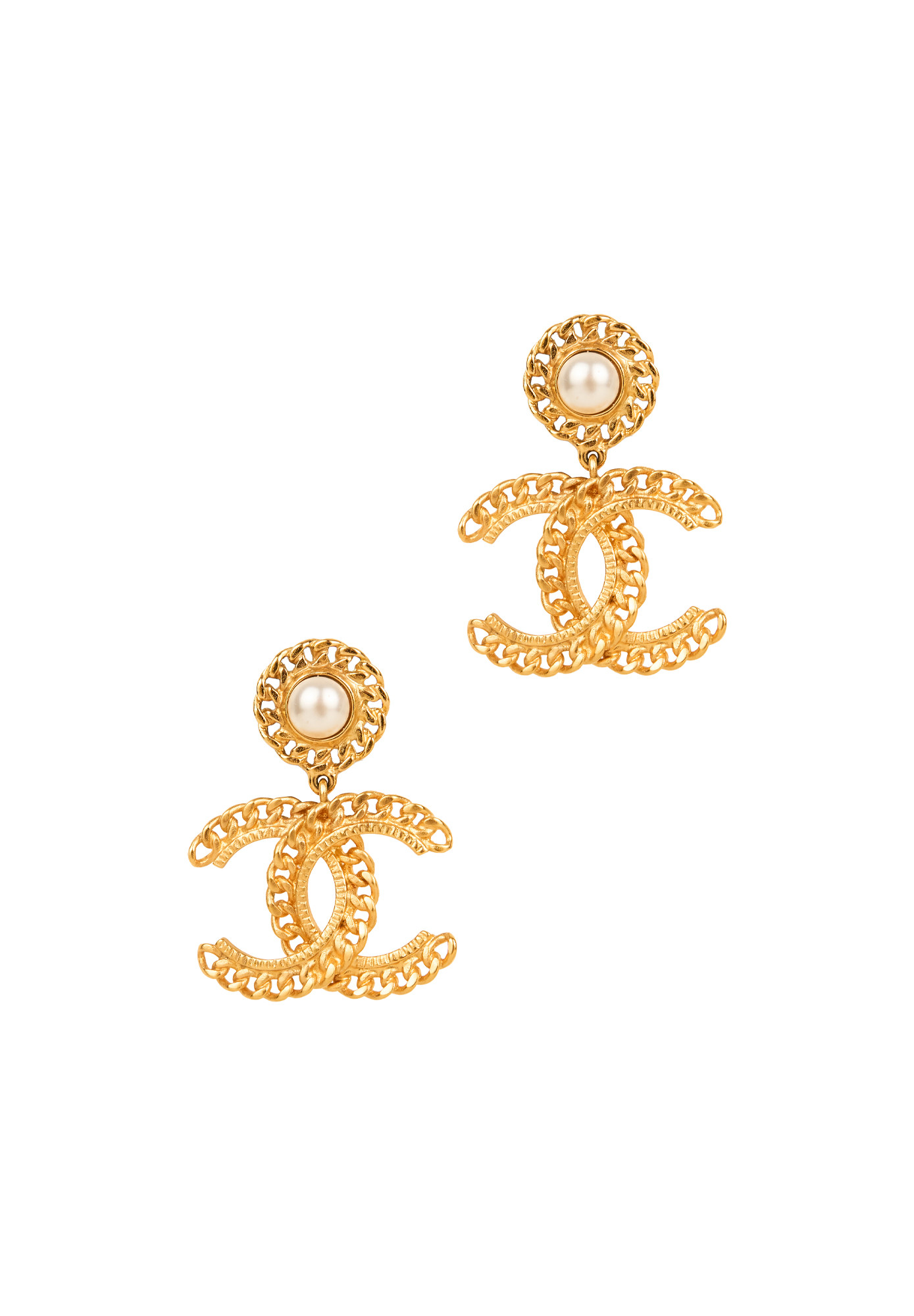 Серьги Chanel с жемчужинами и логотипом 