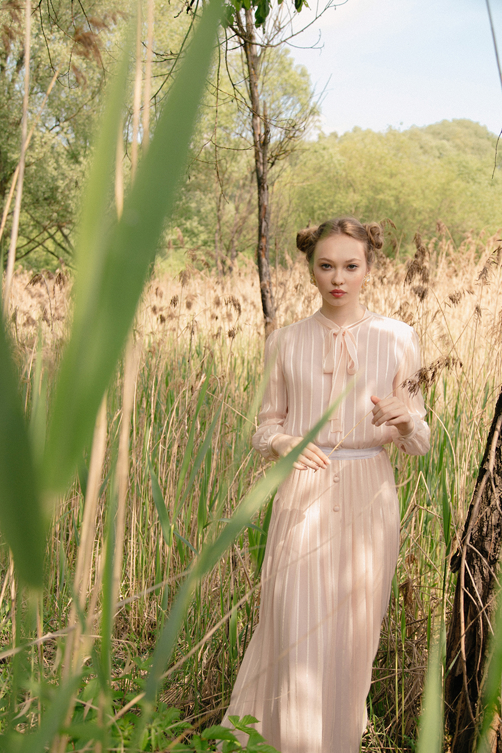 Бледно-розовое шифоновое платье Chanel