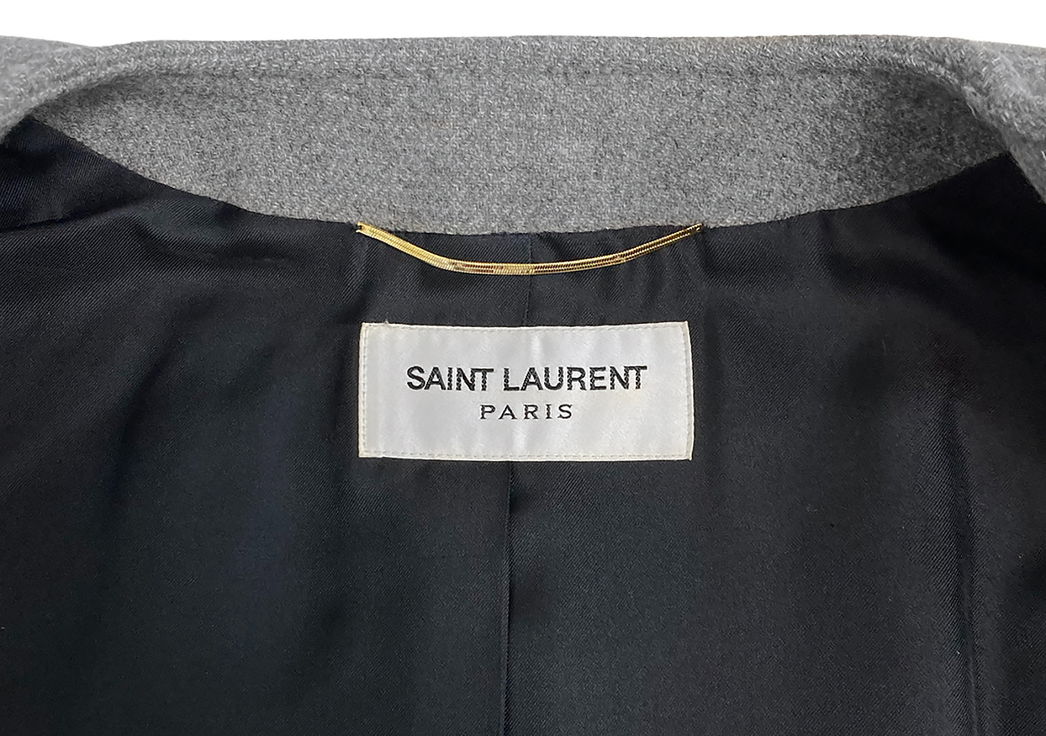 Серое пальто Yves Saint Laurent