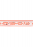 Коралловая заколка Chanel с логотипами