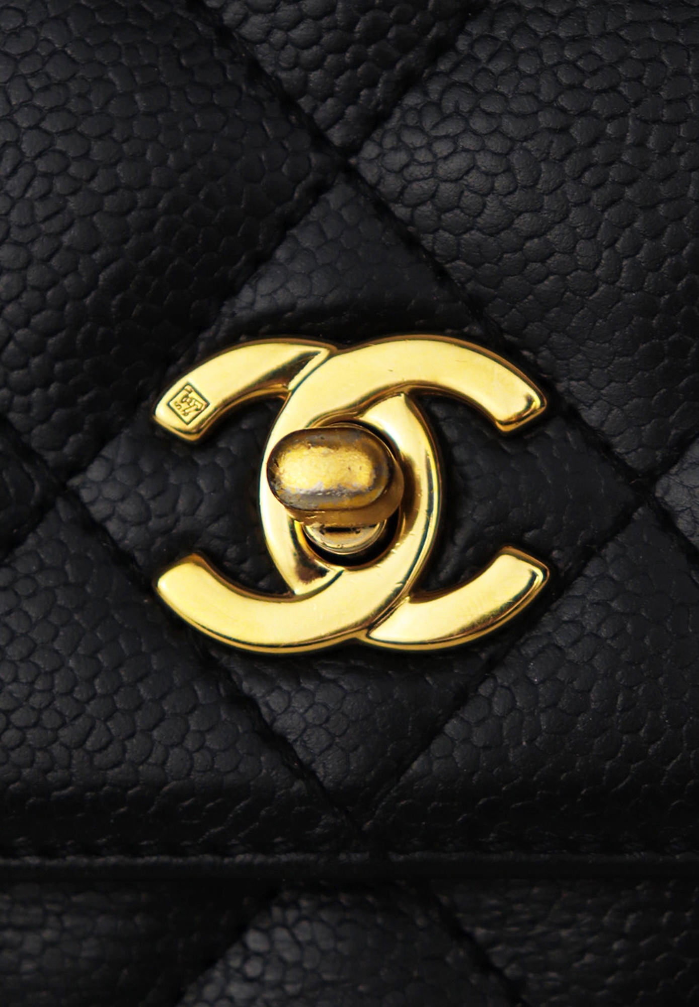 Стеганая сумка Chanel Kelly Flap