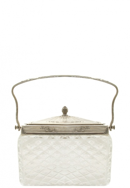 Хрустальный сундучок с ручкой и крышкой