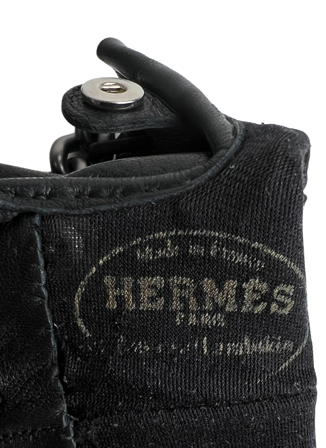 Чёрные кожаные перчатки Hermès