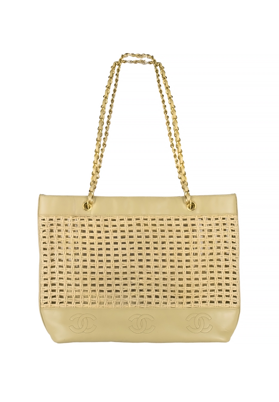 Бежевая плетеная сумка Chanel