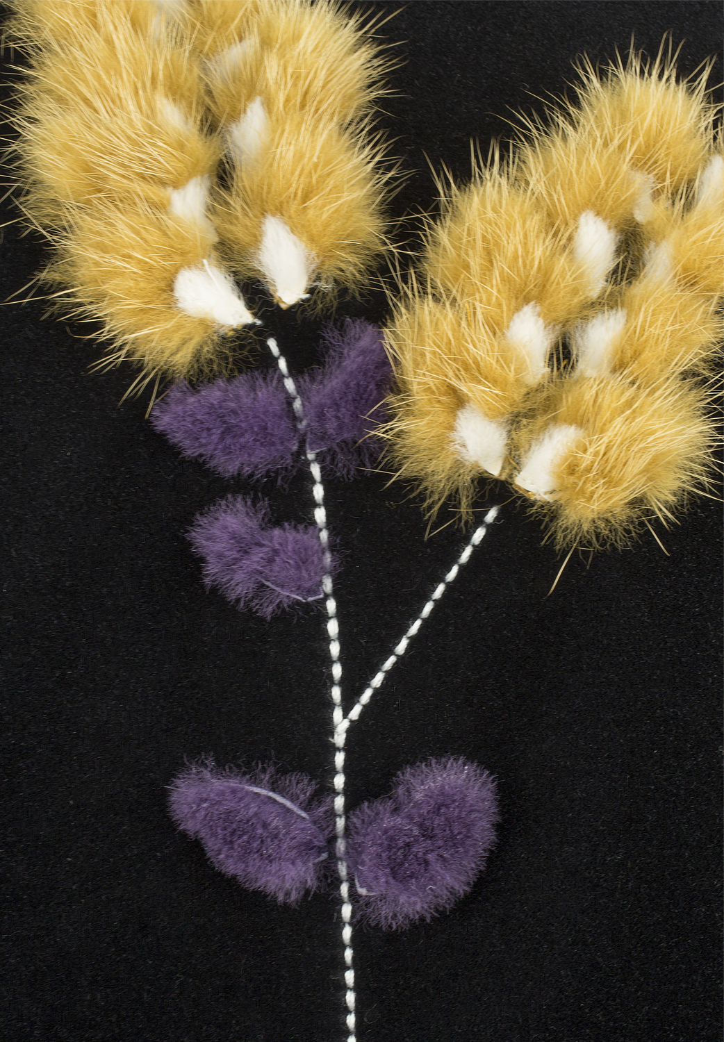 Бархатный свитер Fendi