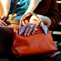 Ярко-оранжевая сумка Hermès Kelly 28