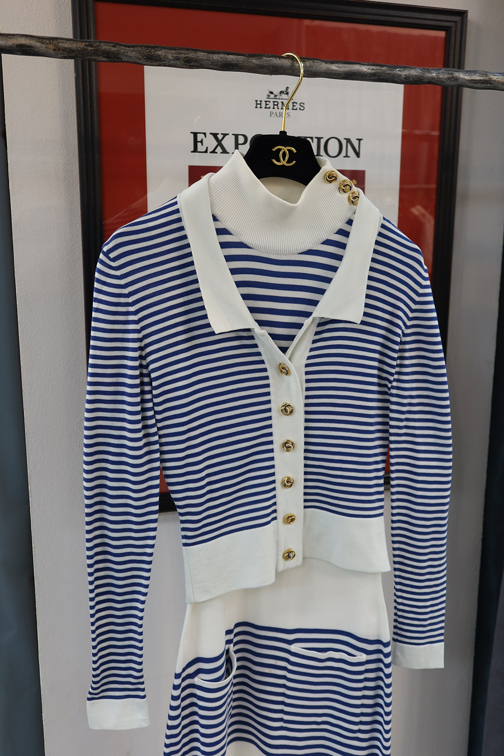 Костюм Chanel в полоску