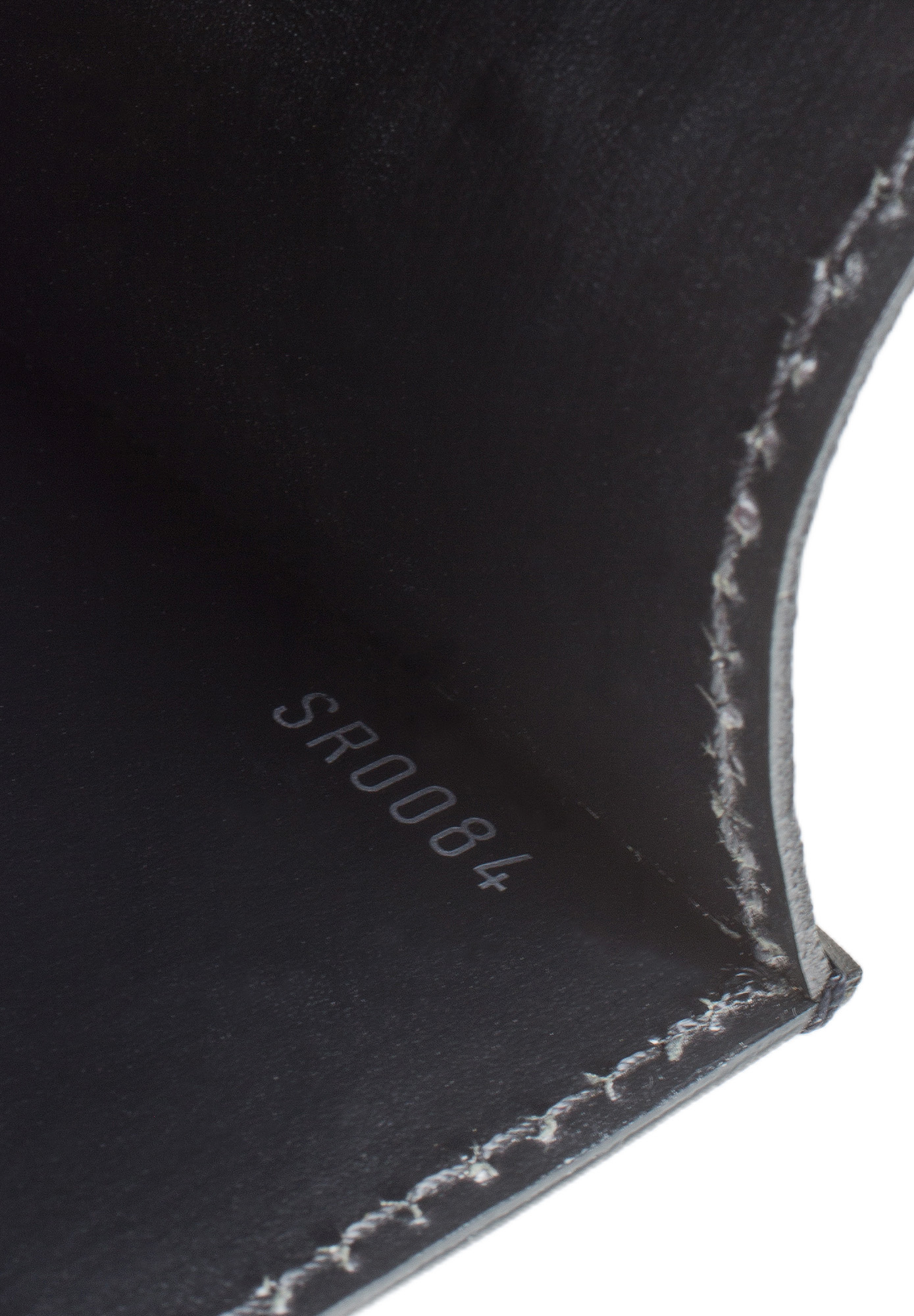 Черная кожаная сумка Louis Vuitton 