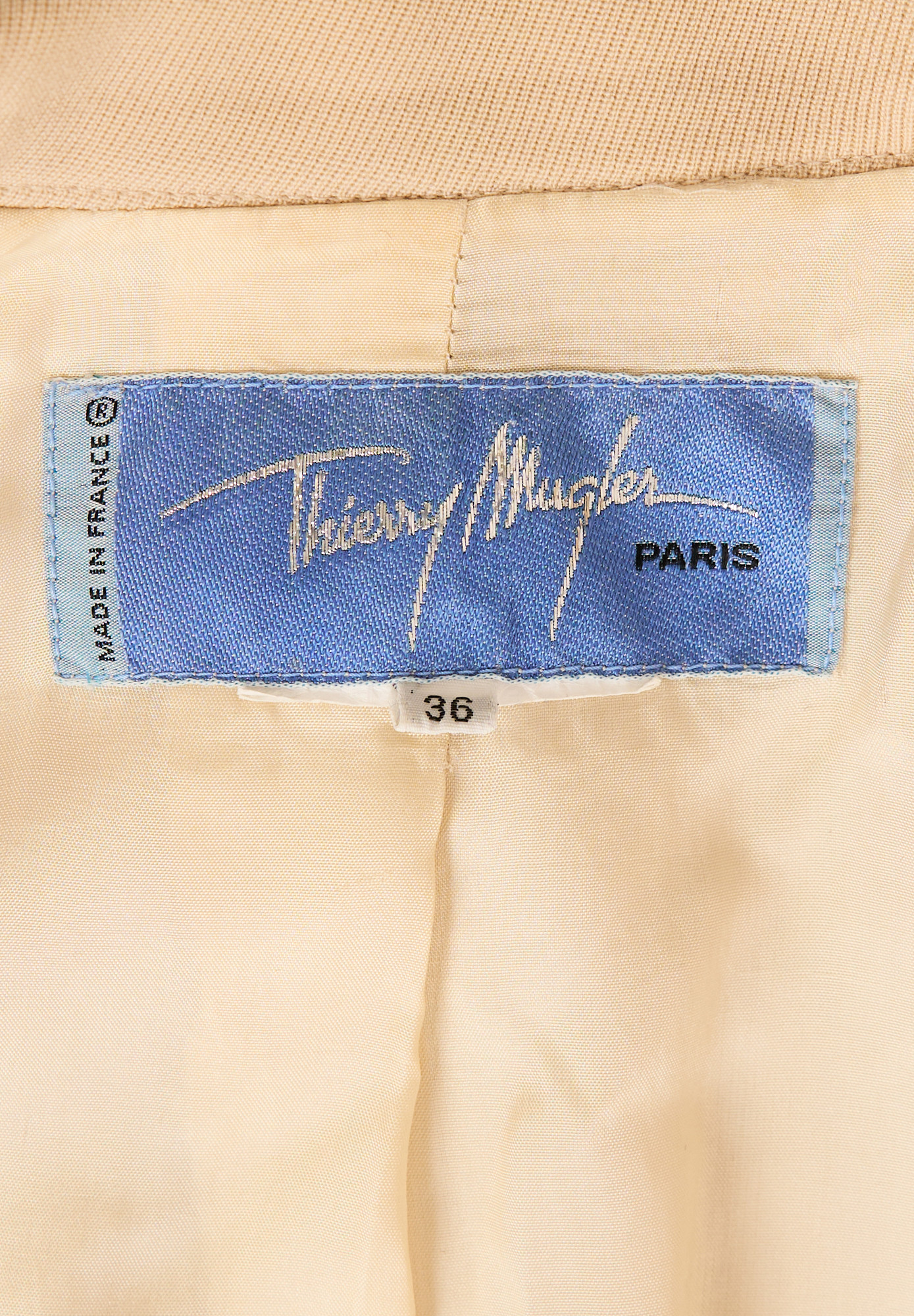 Бежевый жакет Thierry Mugler с поясом