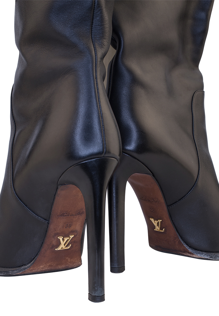 Чёрные высокие сапоги Louis Vuitton