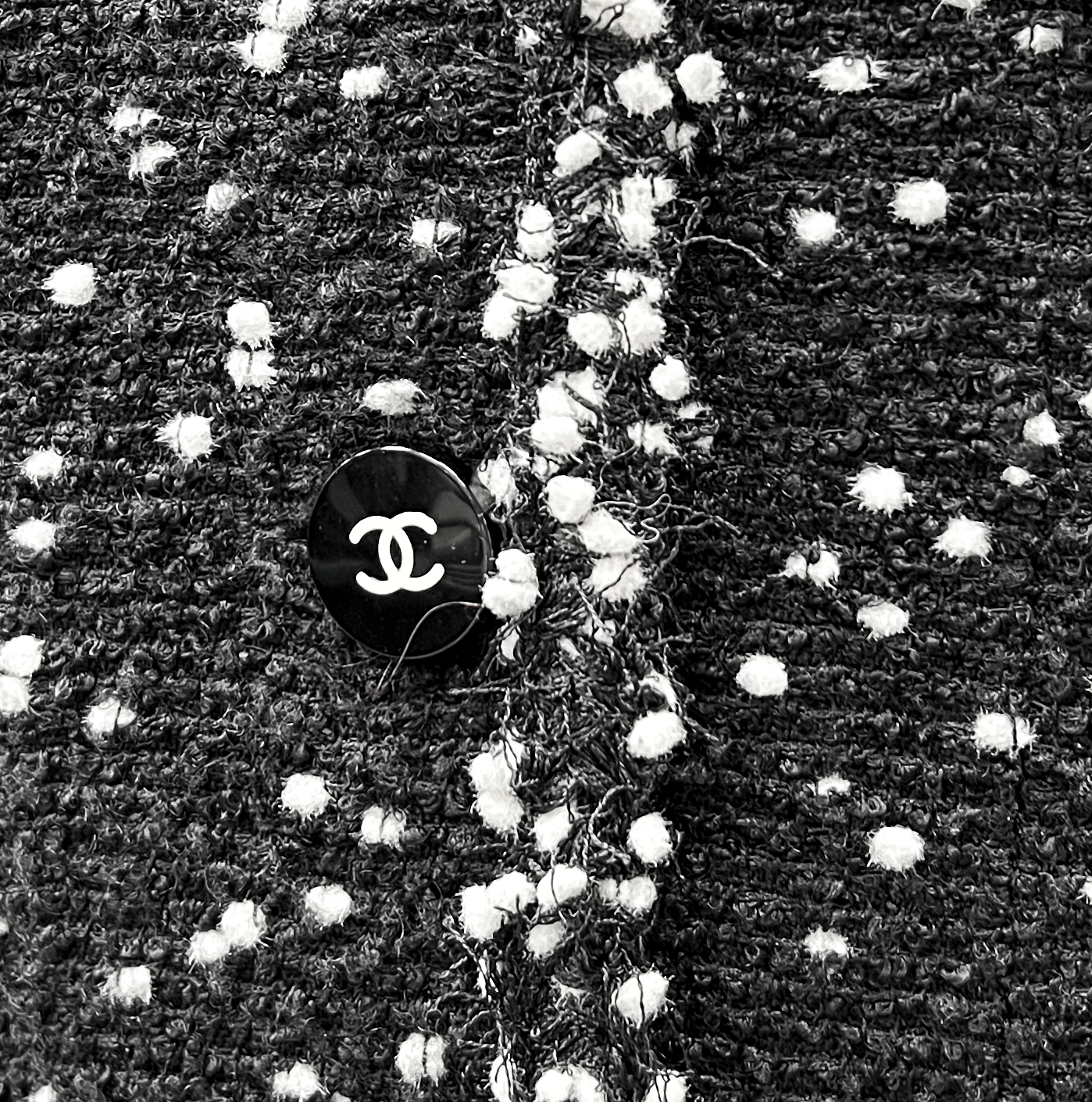 Чёрный жакет Chanel