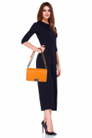 Стеганая оранжевая сумка Chanel Boy