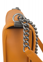 Стеганая оранжевая сумка Chanel Boy