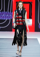 Вязаный жилет Prada с геометричным рисунком