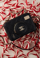 Черная сумка Chanel Camera 24S