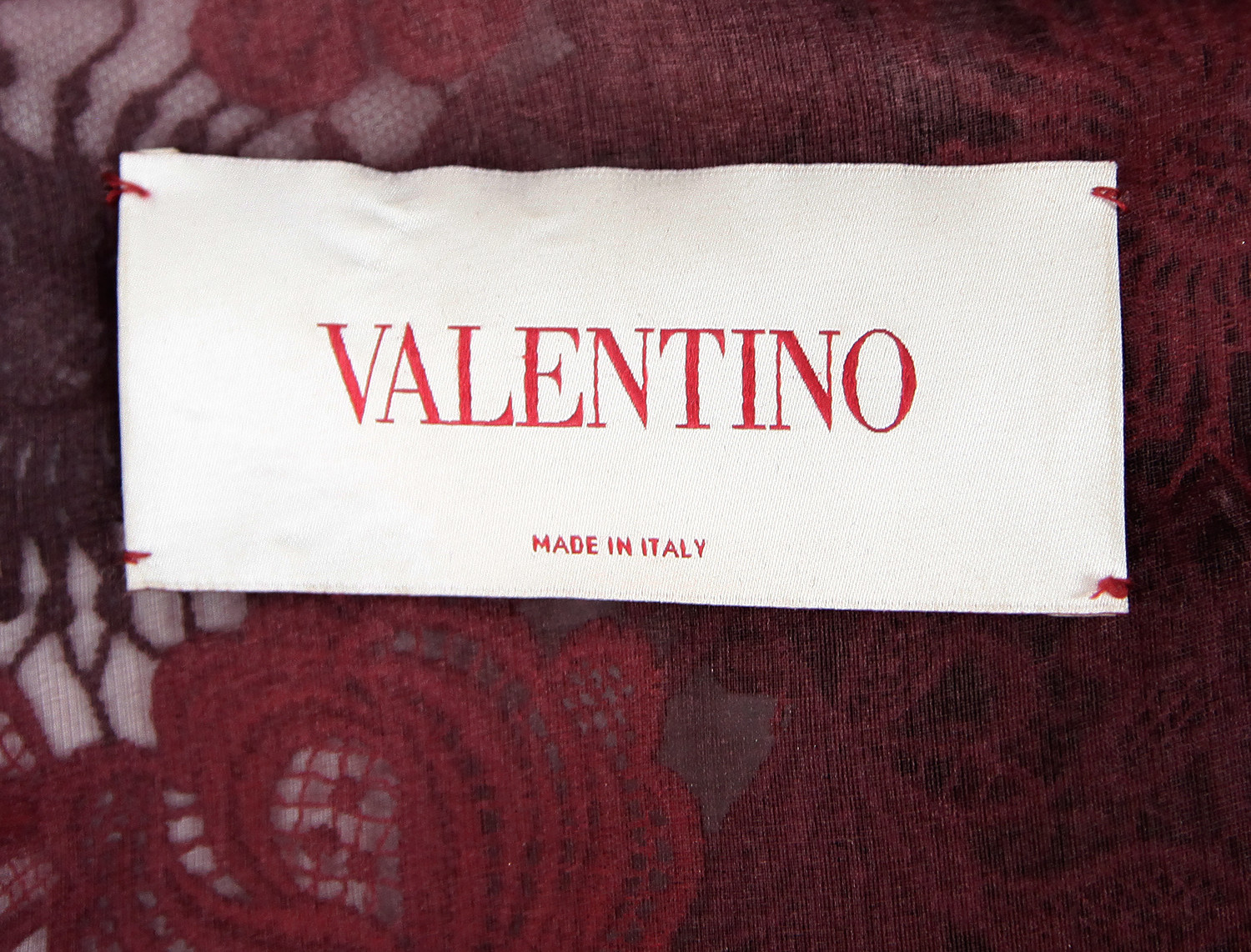 Кружевное платье Valentino