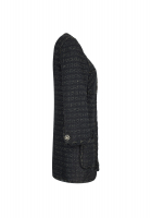 Чёрный жакет Chanel с декоративной фурнитурой