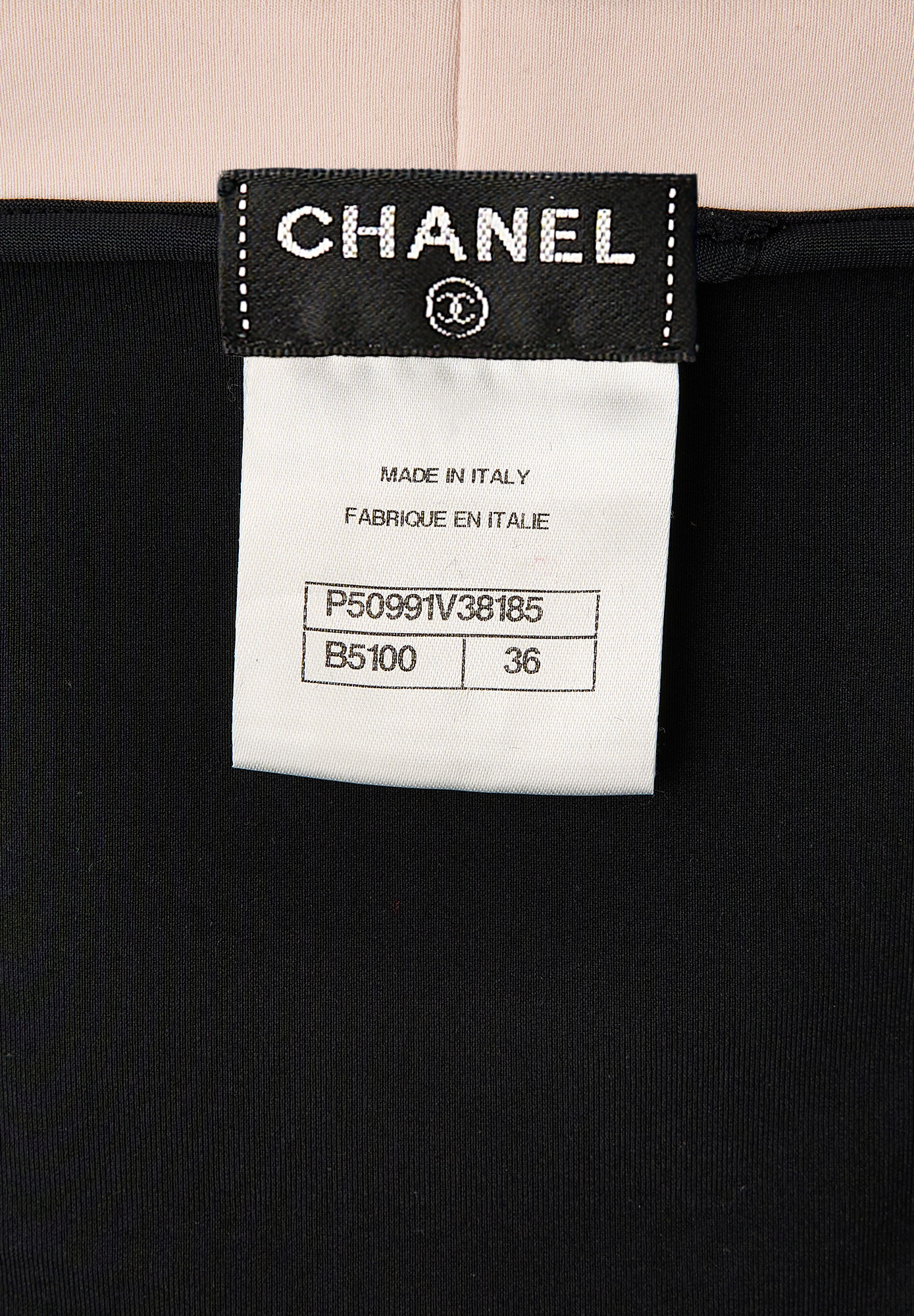 Черно-белый купальник Chanel
