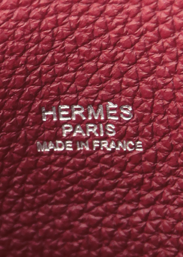 Брусничная сумка Hermès So-Kelly 22 в коже Togo