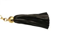 Бархатная сумка Chanel на цепочке