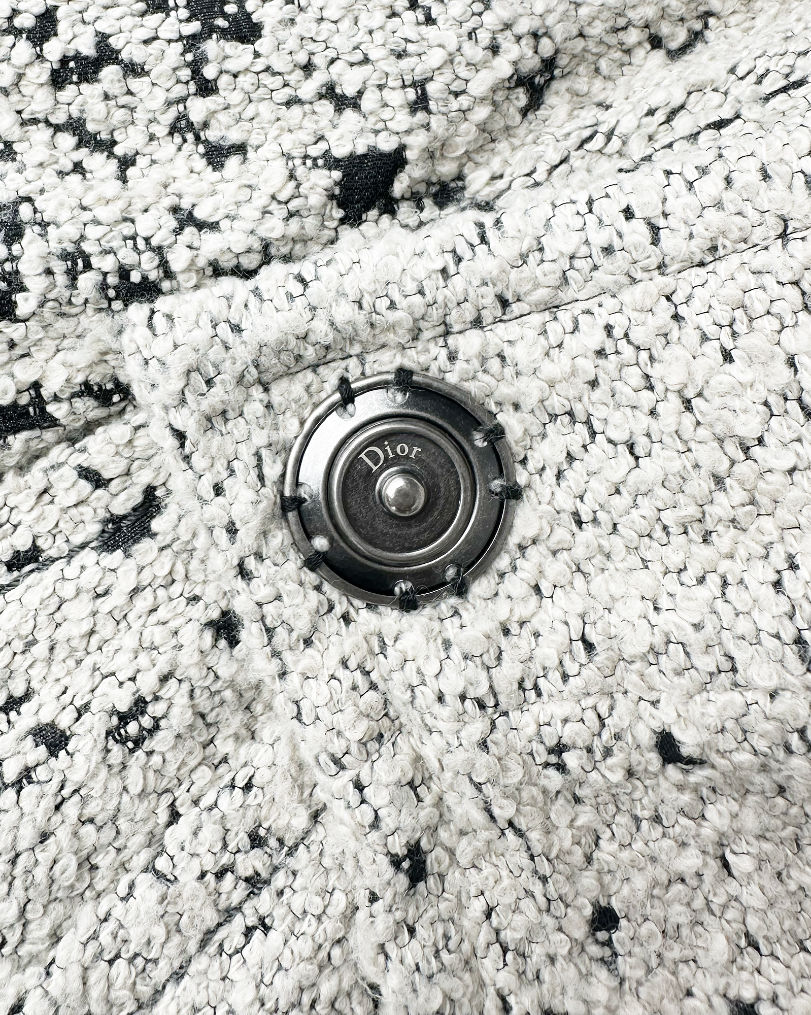 Черно-белое пальто Christian Dior