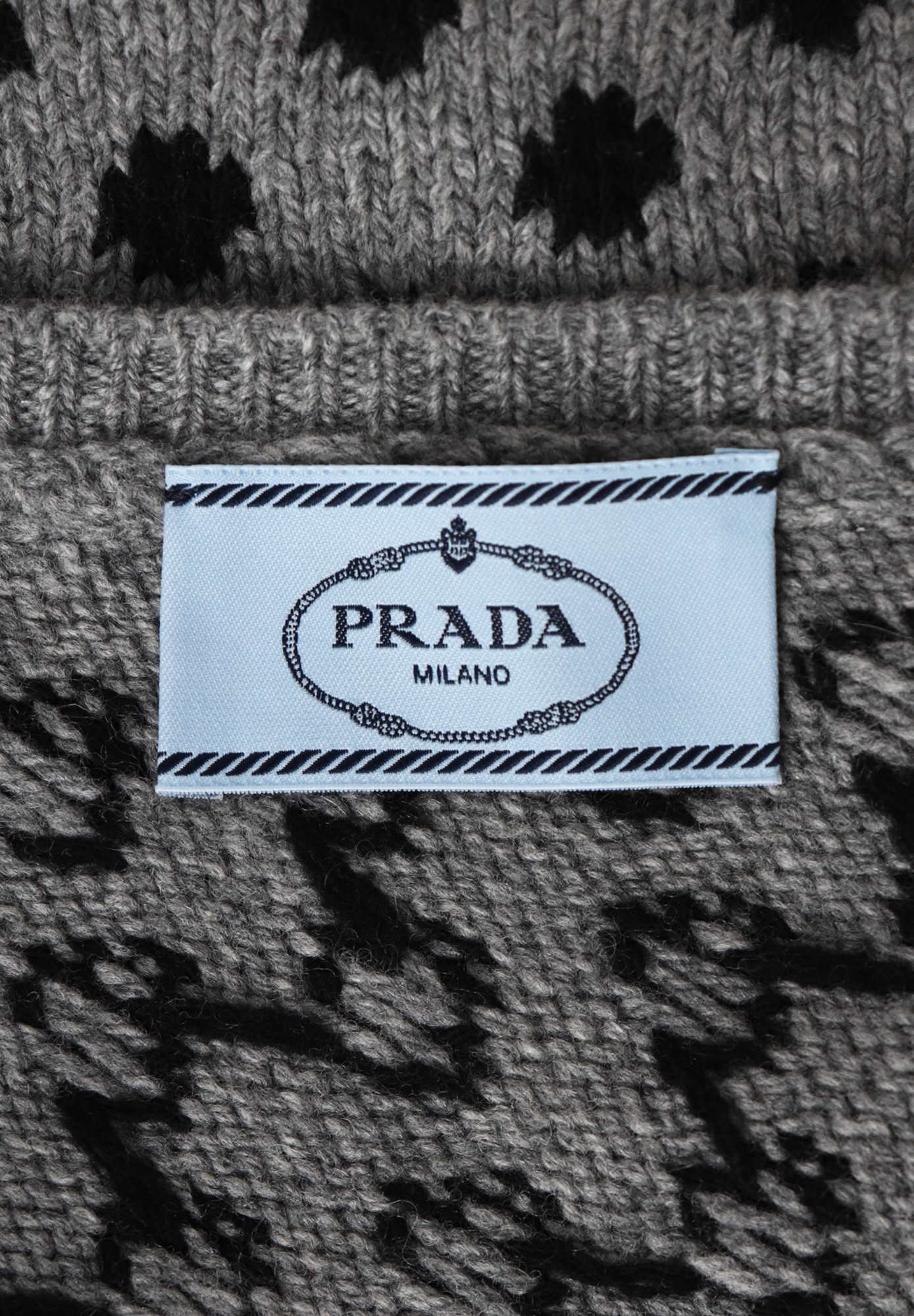 Асимметричный жилет Prada в горох