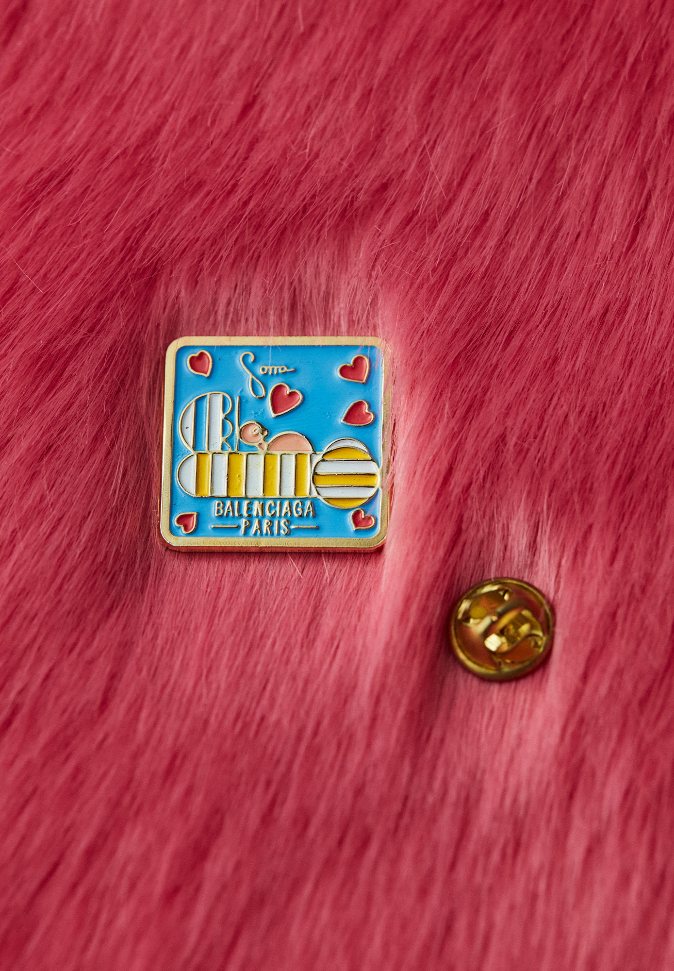 Брошь-пин Balenciaga