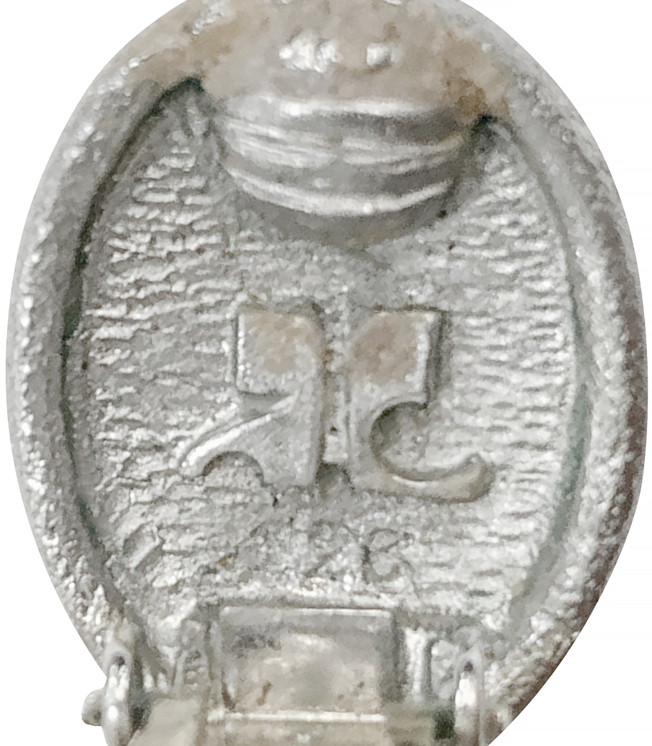 Серебристые клипсы Courrèges 