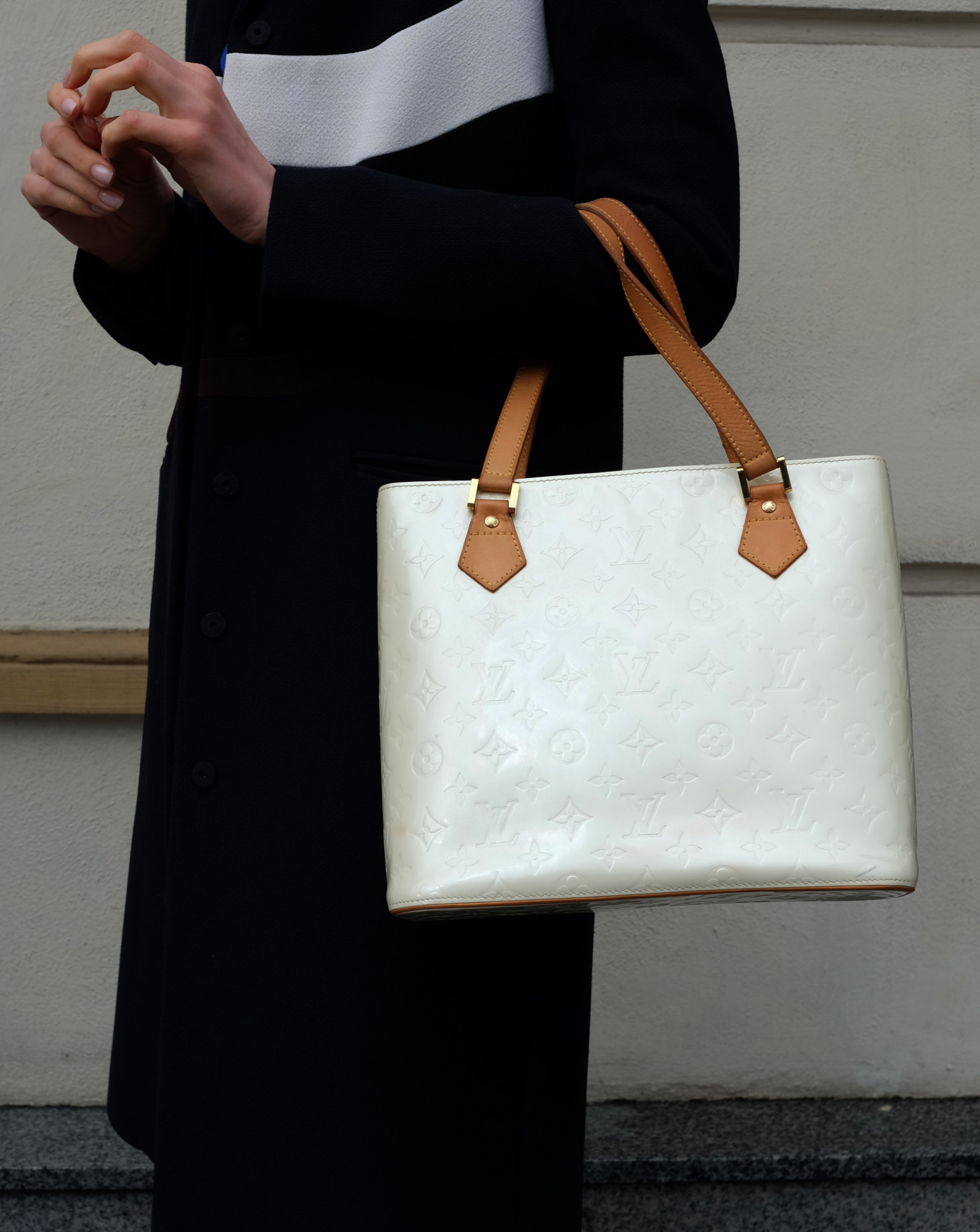 Лаковая сумка Louis Vuitton Houston
