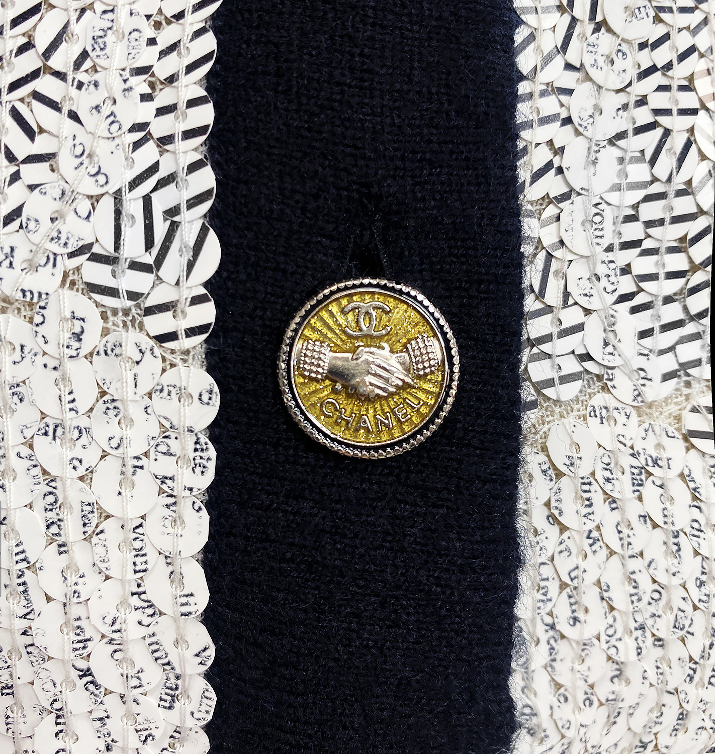 Кардиган Chanel с пайетками