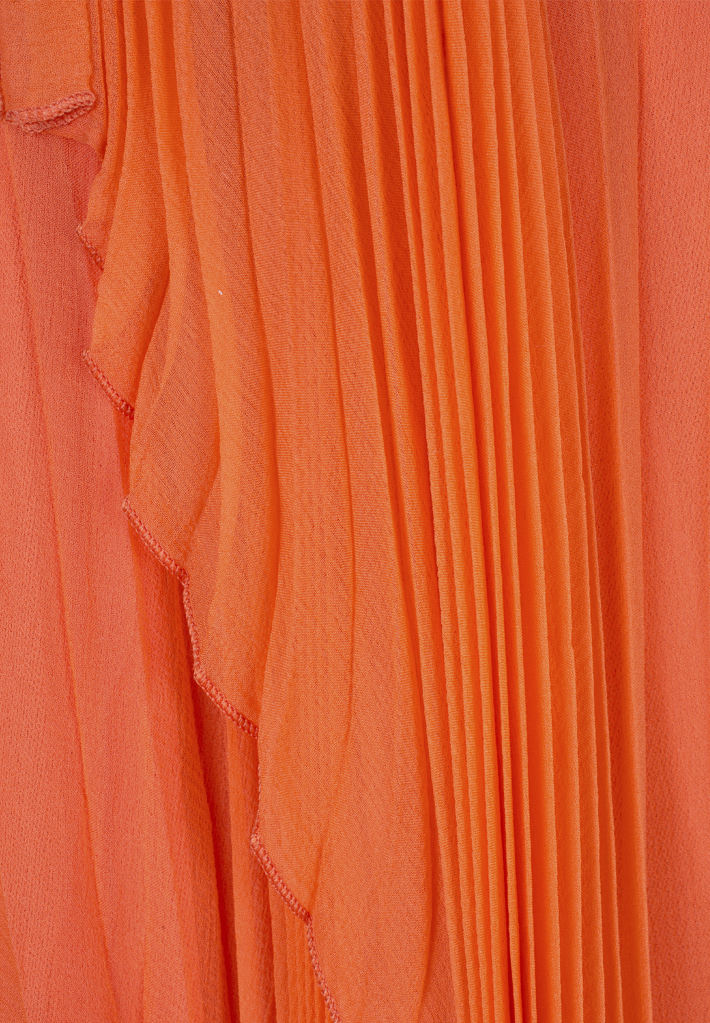 Оранжевое платье Christian Dior