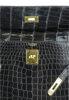 Крокодиловая сумка Hermès Kelly 35