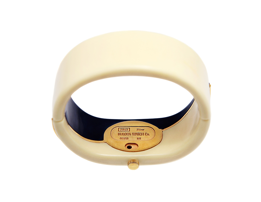 Часы Christian Dior