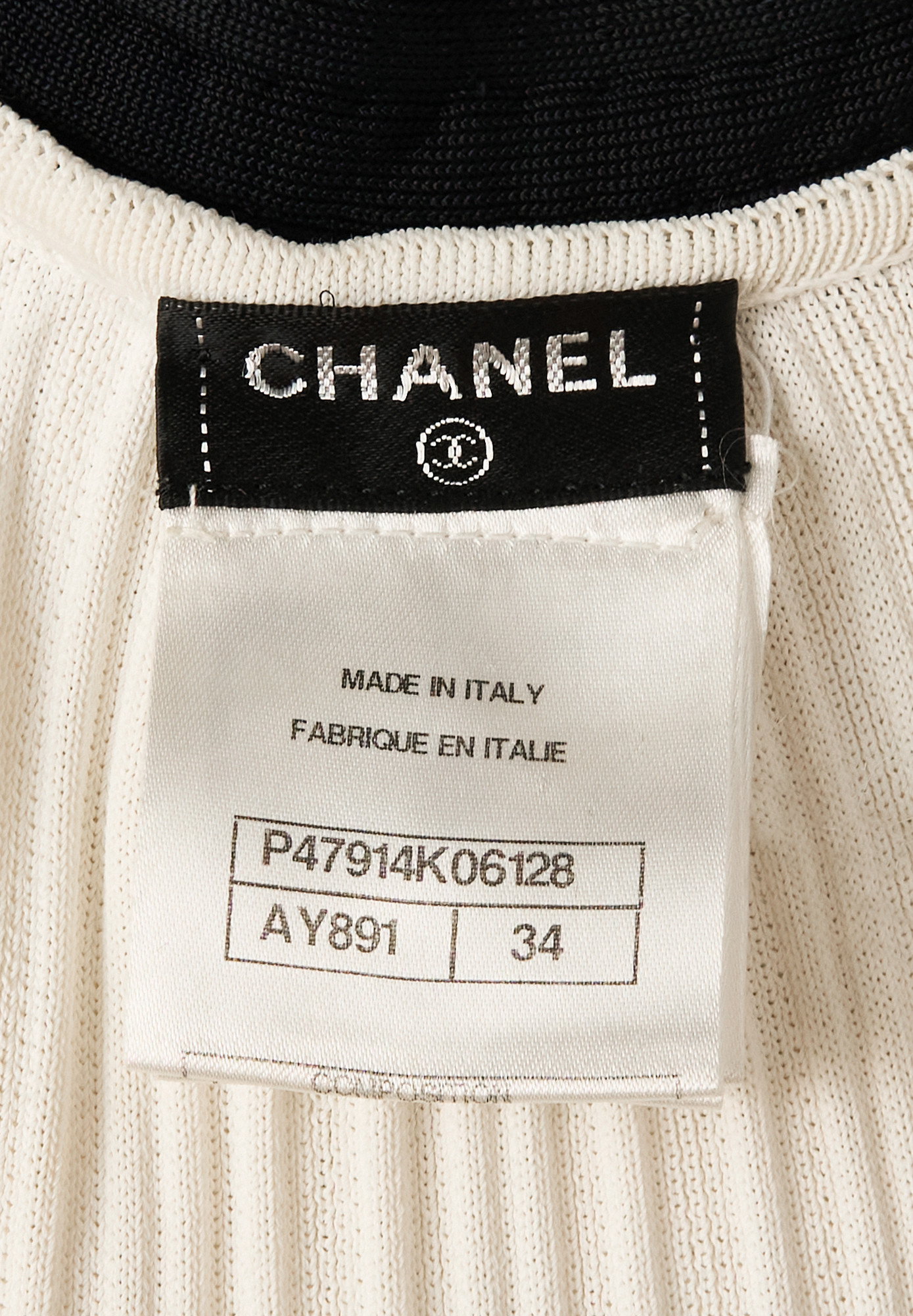 Белое платье Chanel с бантами
