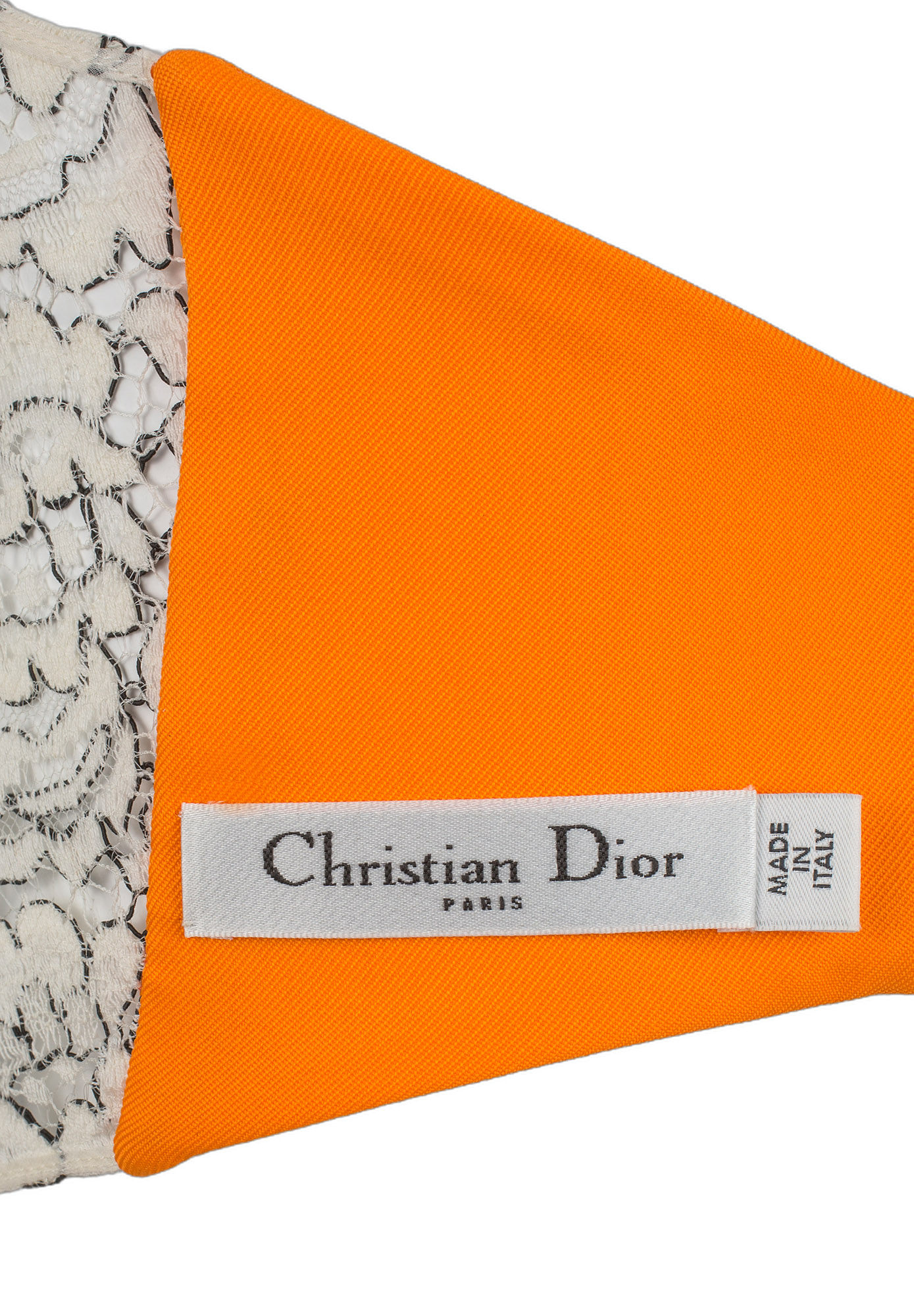 Оранжевый костюм Christian Dior